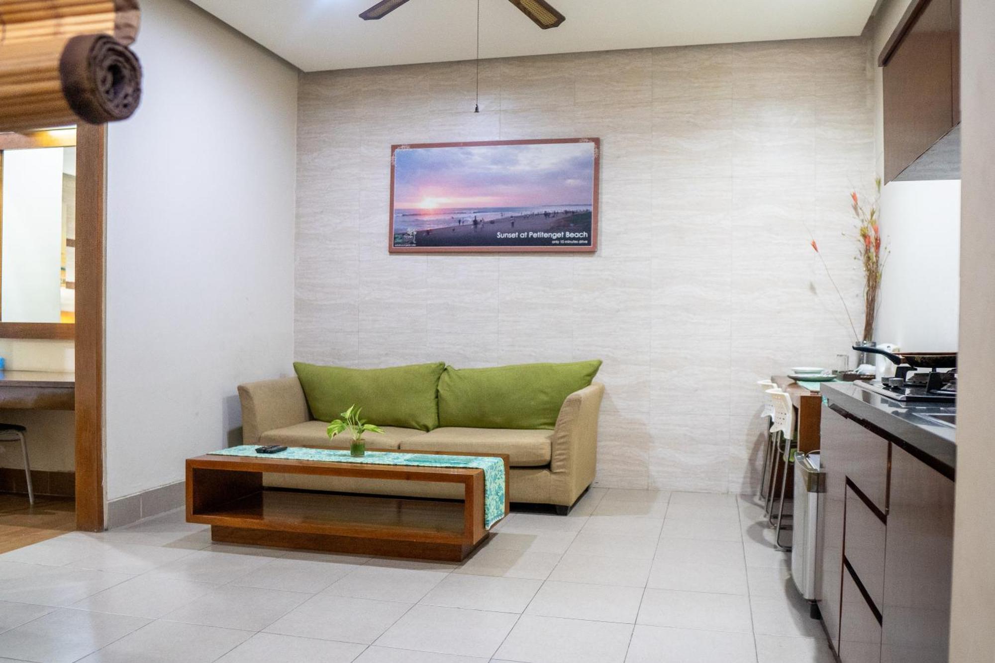 The Green Zhurga Suite Kerobokan Exterior foto