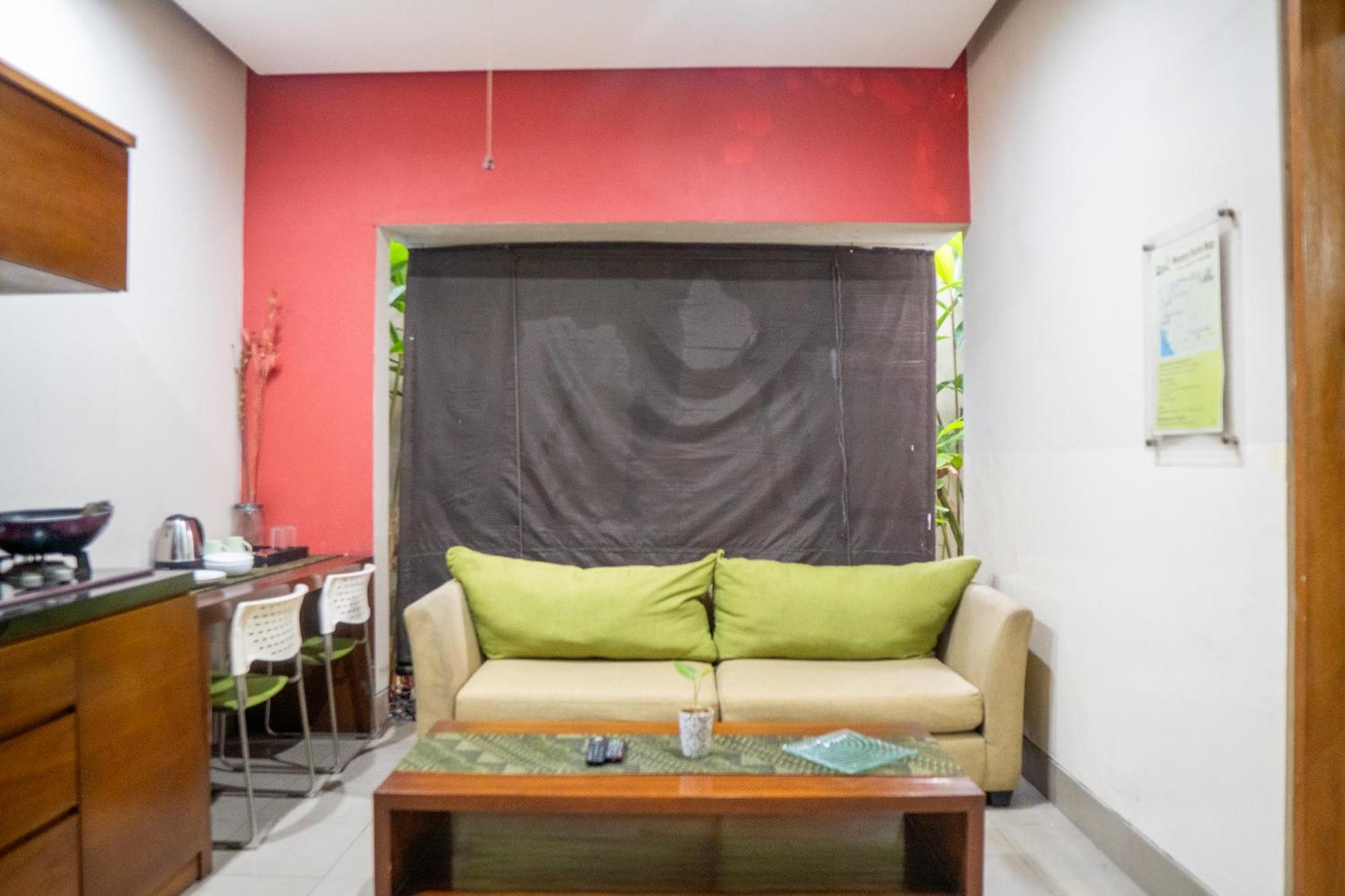 The Green Zhurga Suite Kerobokan Exterior foto